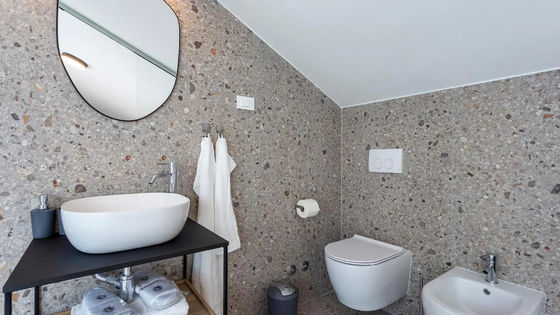 4 Bedroom Beautiful Home In Medulin 0*,