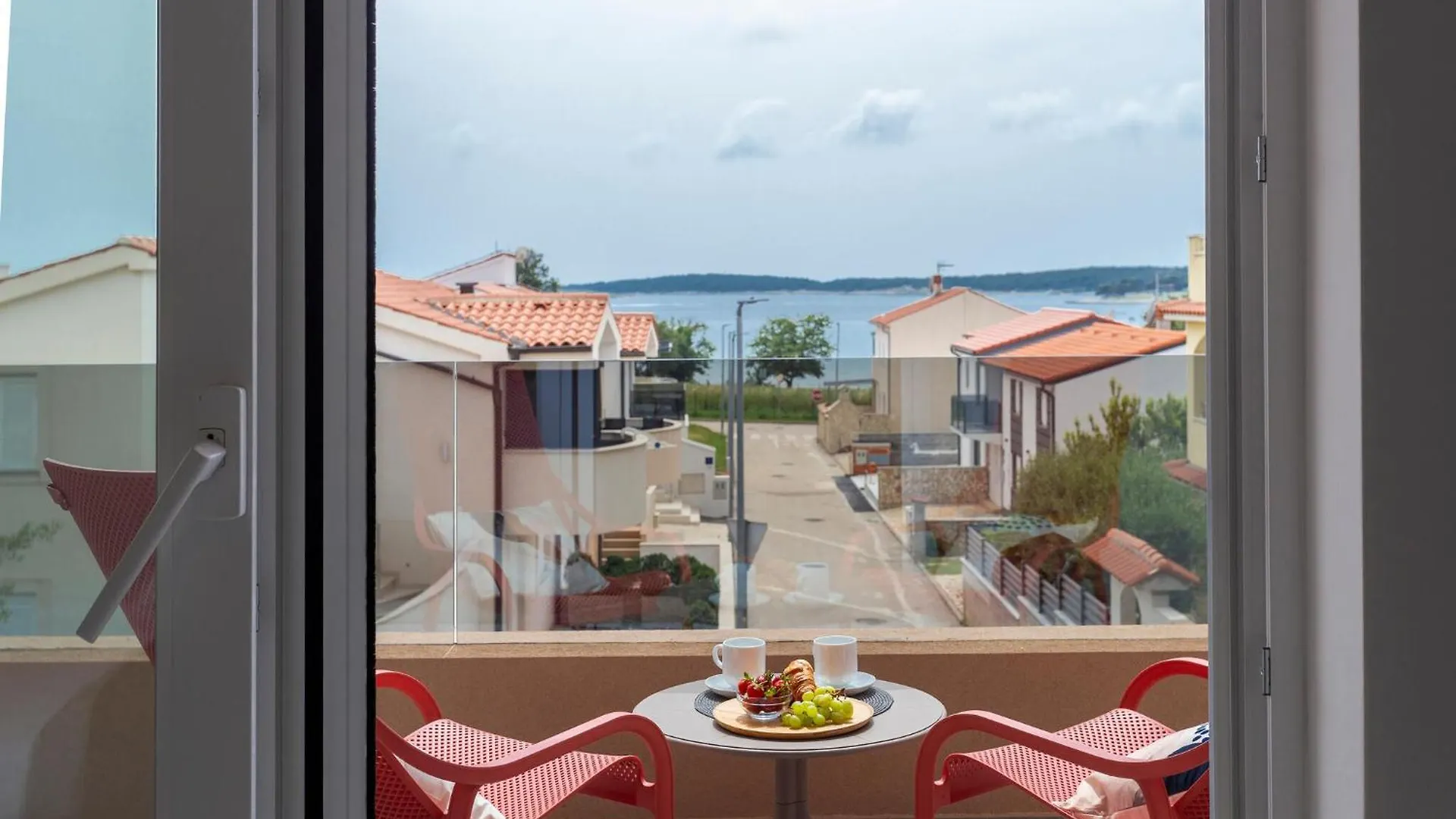 4 Bedroom Beautiful Home In Medulin Holiday home