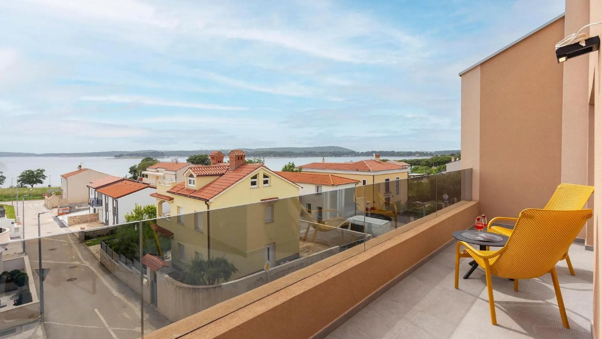 4 Bedroom Beautiful Home In Medulin